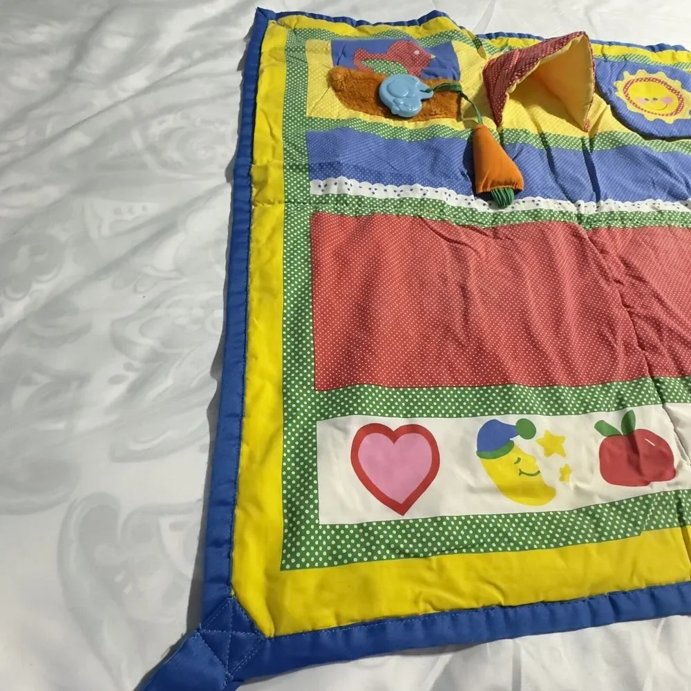 Vintage 1985 Playskool Fold N Go Baby Activity Play Mat Blanket Quilt‎ Squeaker